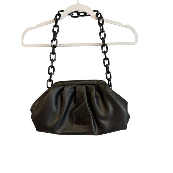 Badgley Mischka Black Wrapped Frame Clutch Vegan Leather Chain Strap Purse - Picture 2 of 7